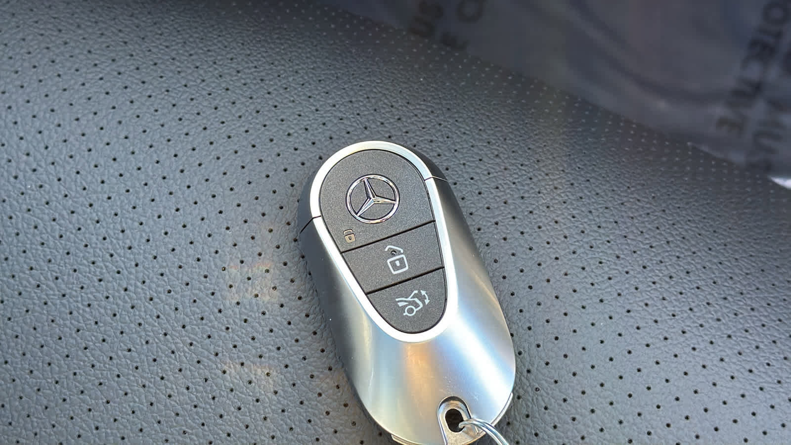 New 2026 Mercedes-Benz GLC 300 4MATIC image 37