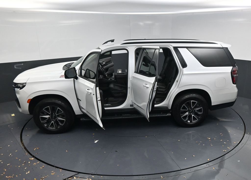 Used 2021 Chevrolet Tahoe Z71 w/ Luxury Package image 26