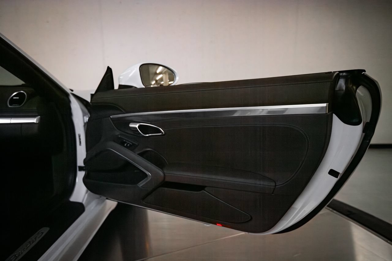 Used 2023 Porsche 718 Boxster S RWD image 24