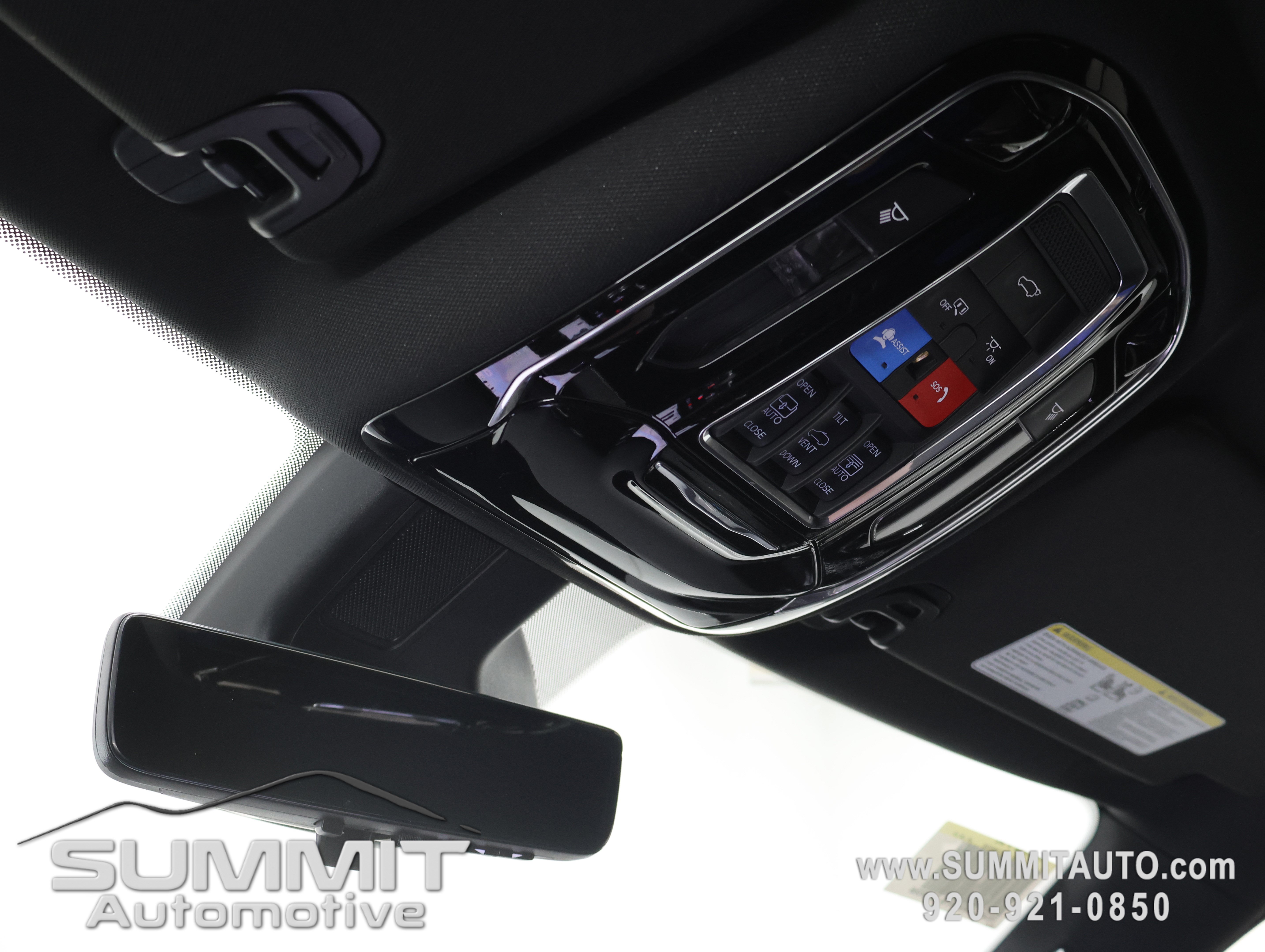 New 2026 Jeep Grand Wagoneer L Summit w/ Premium Group III AWD/4WD image 12