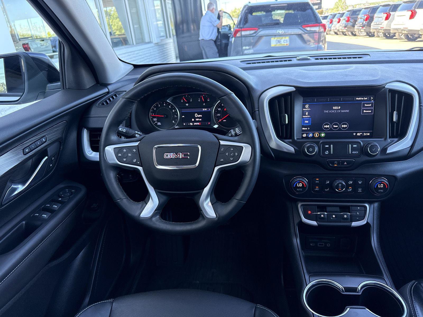 Used 2023 GMC Terrain SLT w/ Elevation Edition AWD/4WD image 17