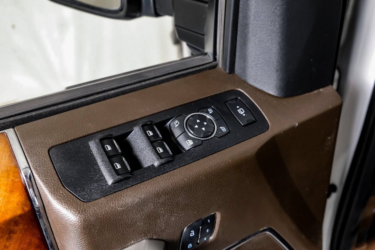 Used 2018 Ford F350 King Ranch w/ King Ranch Ultimate Package AWD/4WD image 36