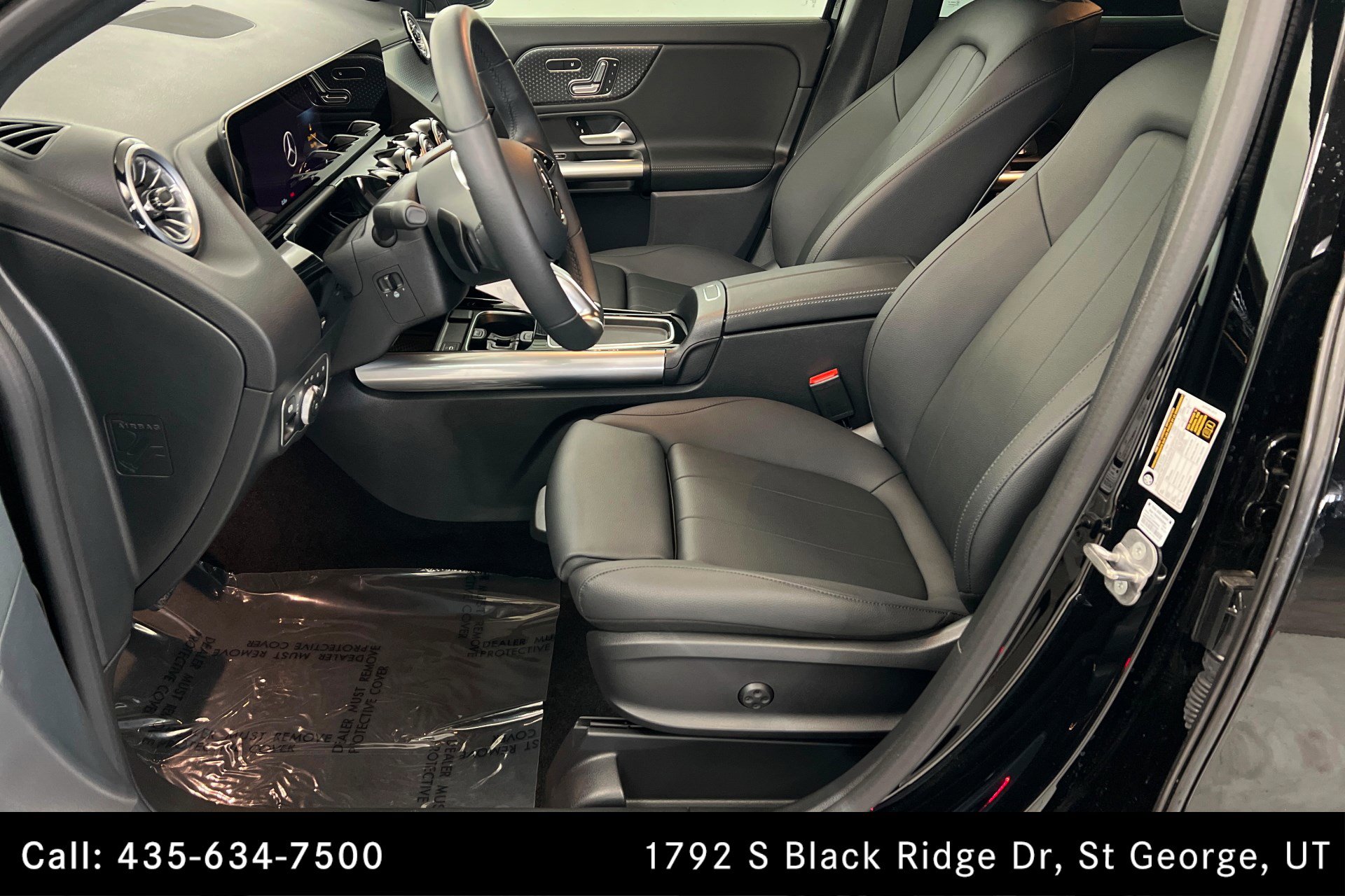 Certified 2025 Mercedes-Benz GLA 250 4MATIC image 17