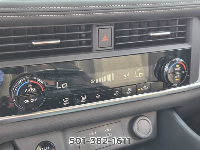 Certified 2026 Nissan Rogue SV FWD image 22
