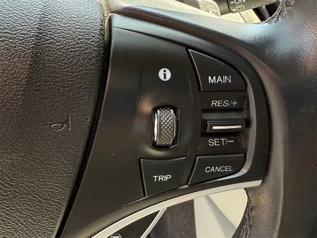 Used 2020 Acura MDX SH-AWD w/ Technology Package image 18