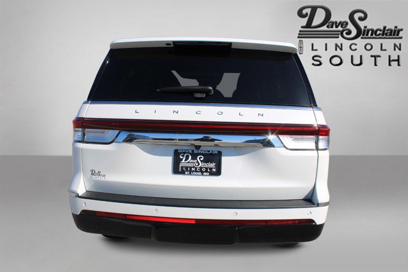 Certified 2023 Lincoln Navigator L Reserve image 6