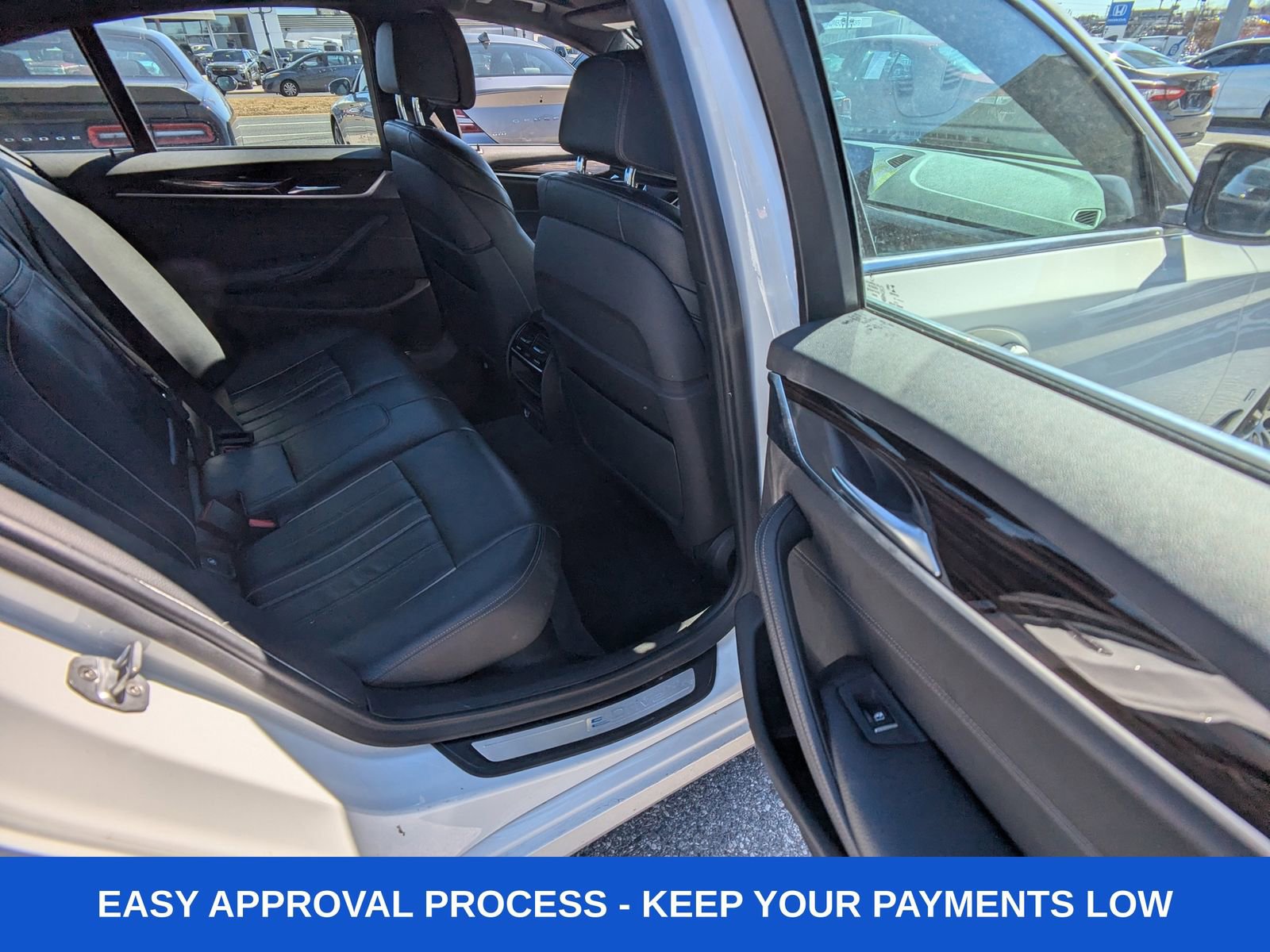 Used 2018 BMW 530e xDrive w/ Premium Package 2 image 17