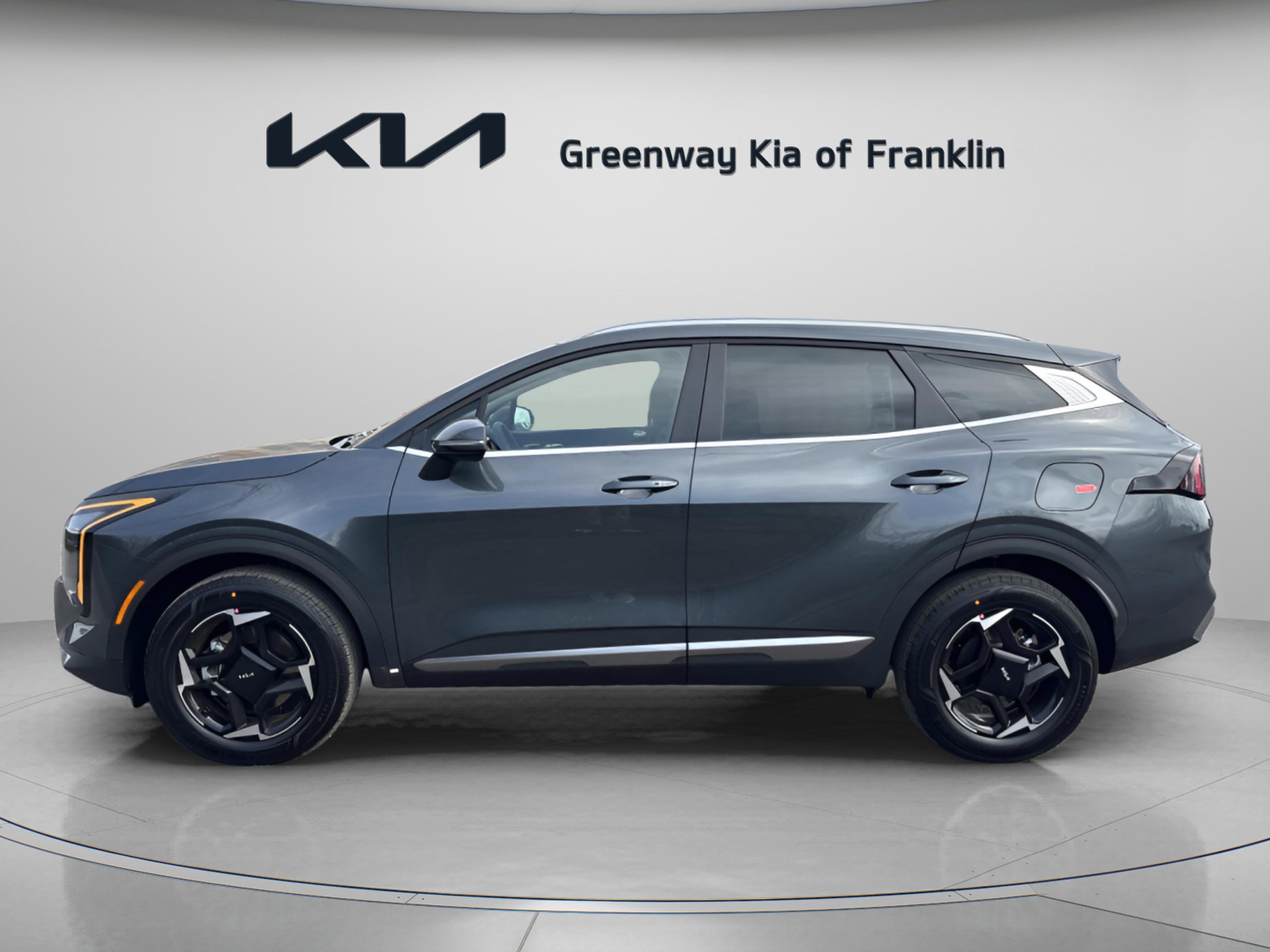 New 2026 Kia Sportage EX image 4