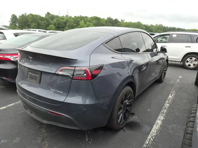 Used 2023 Tesla Model Y Long Range AWD/4WD image 2