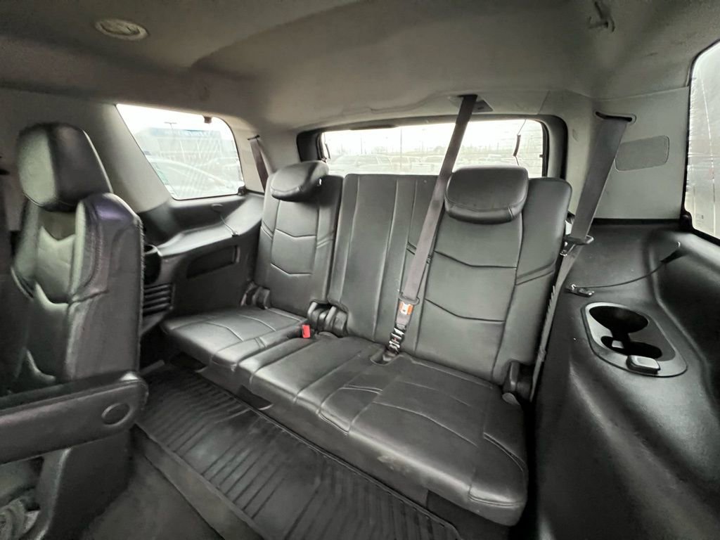 Used 2015 Cadillac Escalade Premium image 21