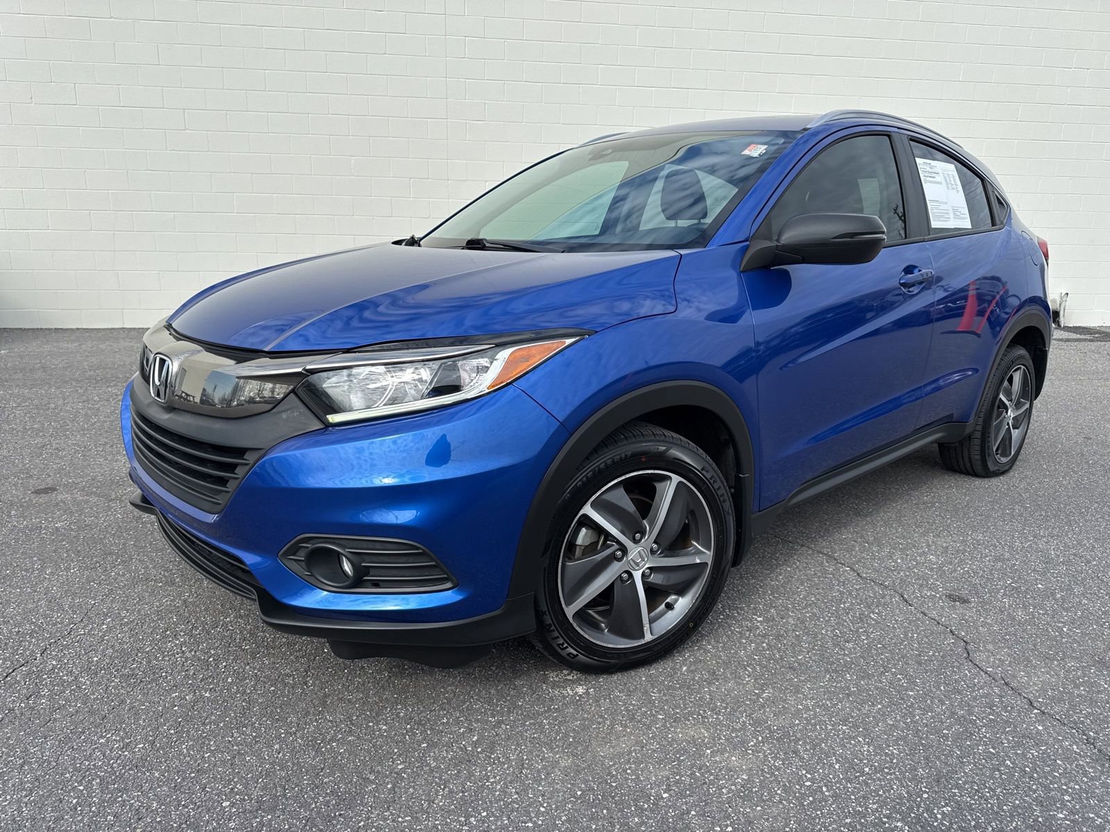 Used 2021 Honda HR-V EX image 1