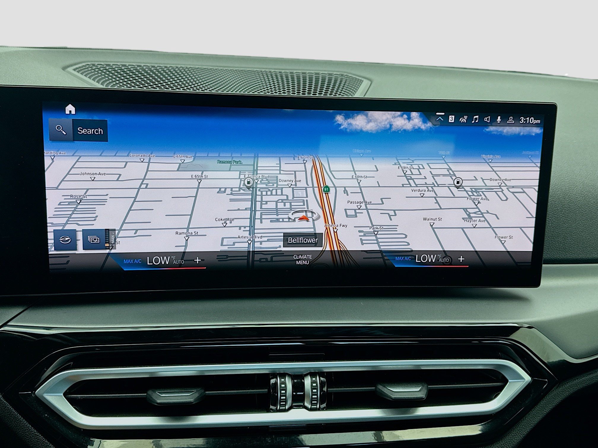 Used 2023 BMW 230i Coupe w/ Convenience Package RWD image 9