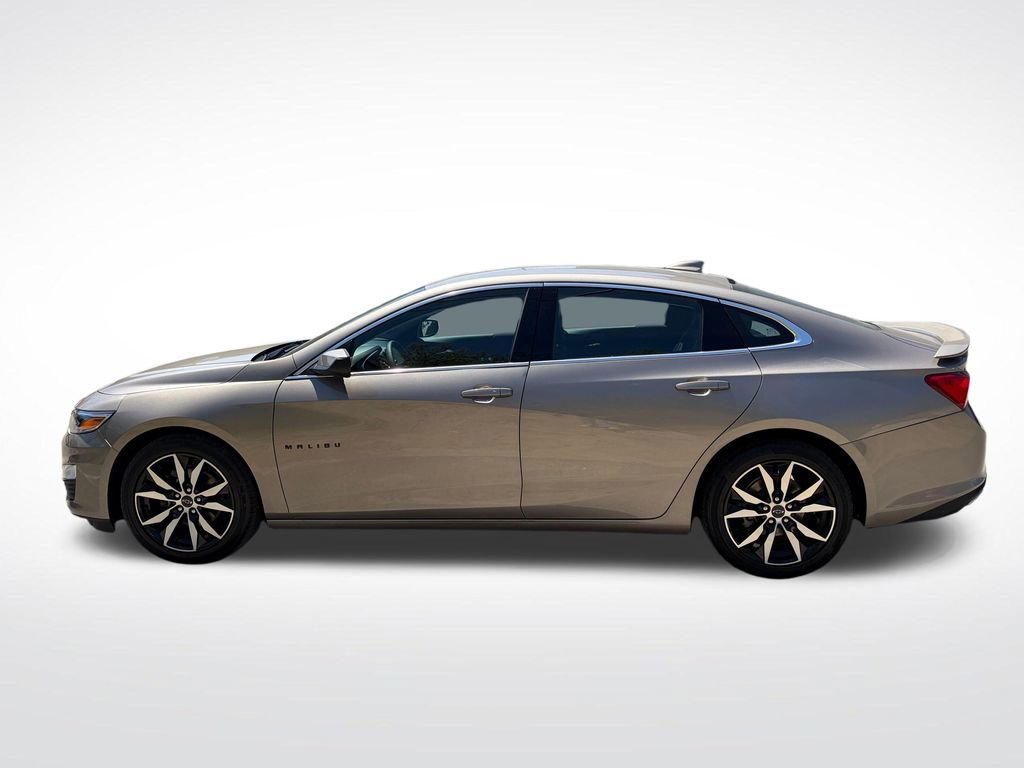 Used 2023 Chevrolet Malibu RS w/ LPO, Floor Liner Package FWD image 2