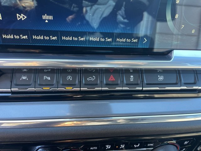 Used 2023 Chevrolet Silverado 1500 High Country w/ High Country Premium Package image 28