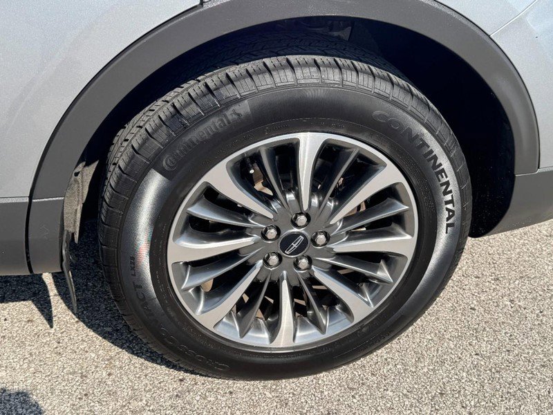 Used 2021 Lincoln Nautilus Reserve image 27