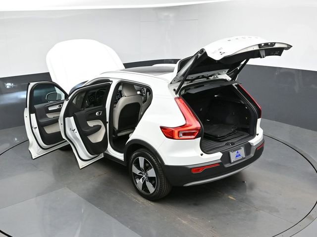 Used 2019 Volvo XC40 T5 Momentum AWD/4WD image 49