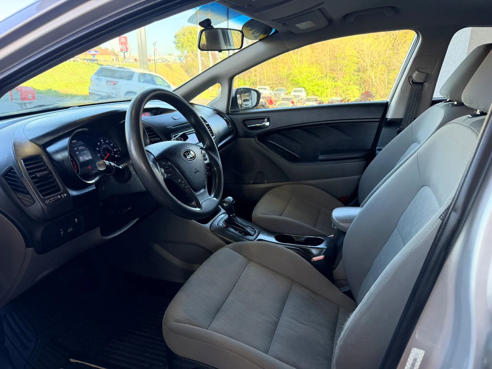 Used 2014 Kia Forte LX FWD image 7