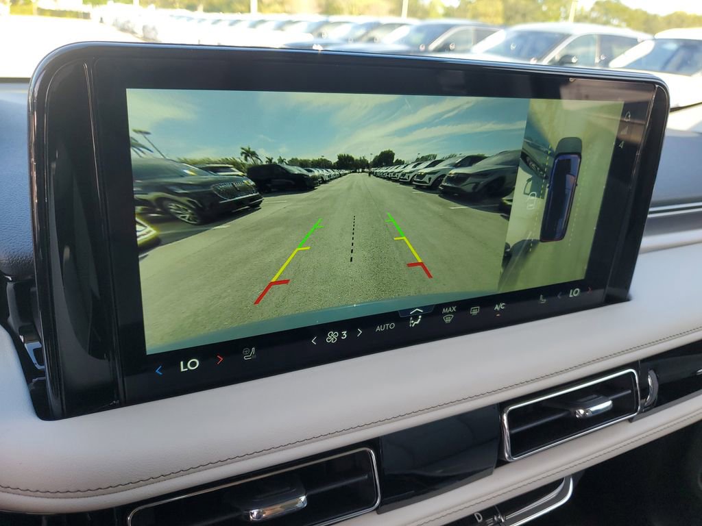 New 2026 Lincoln Aviator 2WD image 29