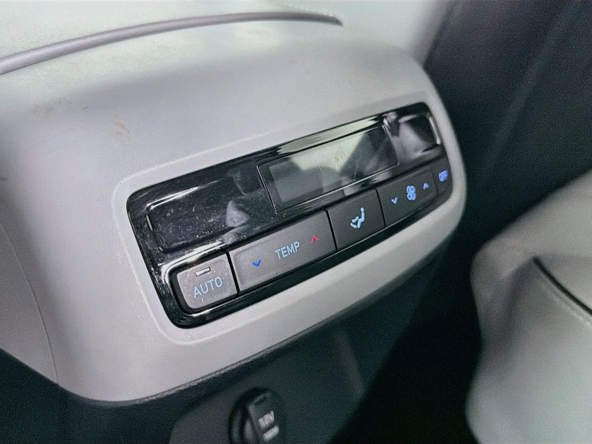 Used 2025 Hyundai Palisade SEL FWD image 23