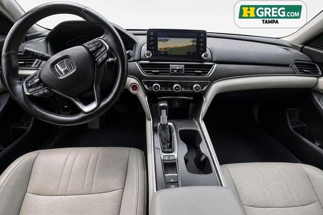 Used 2018 Honda Accord Touring image 16