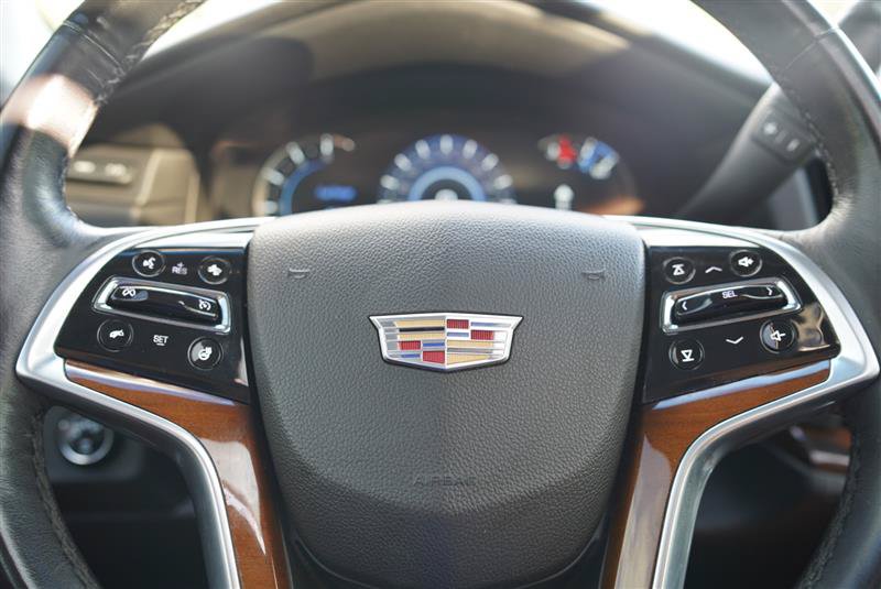 Used 2017 Cadillac Escalade Luxury AWD/4WD image 60