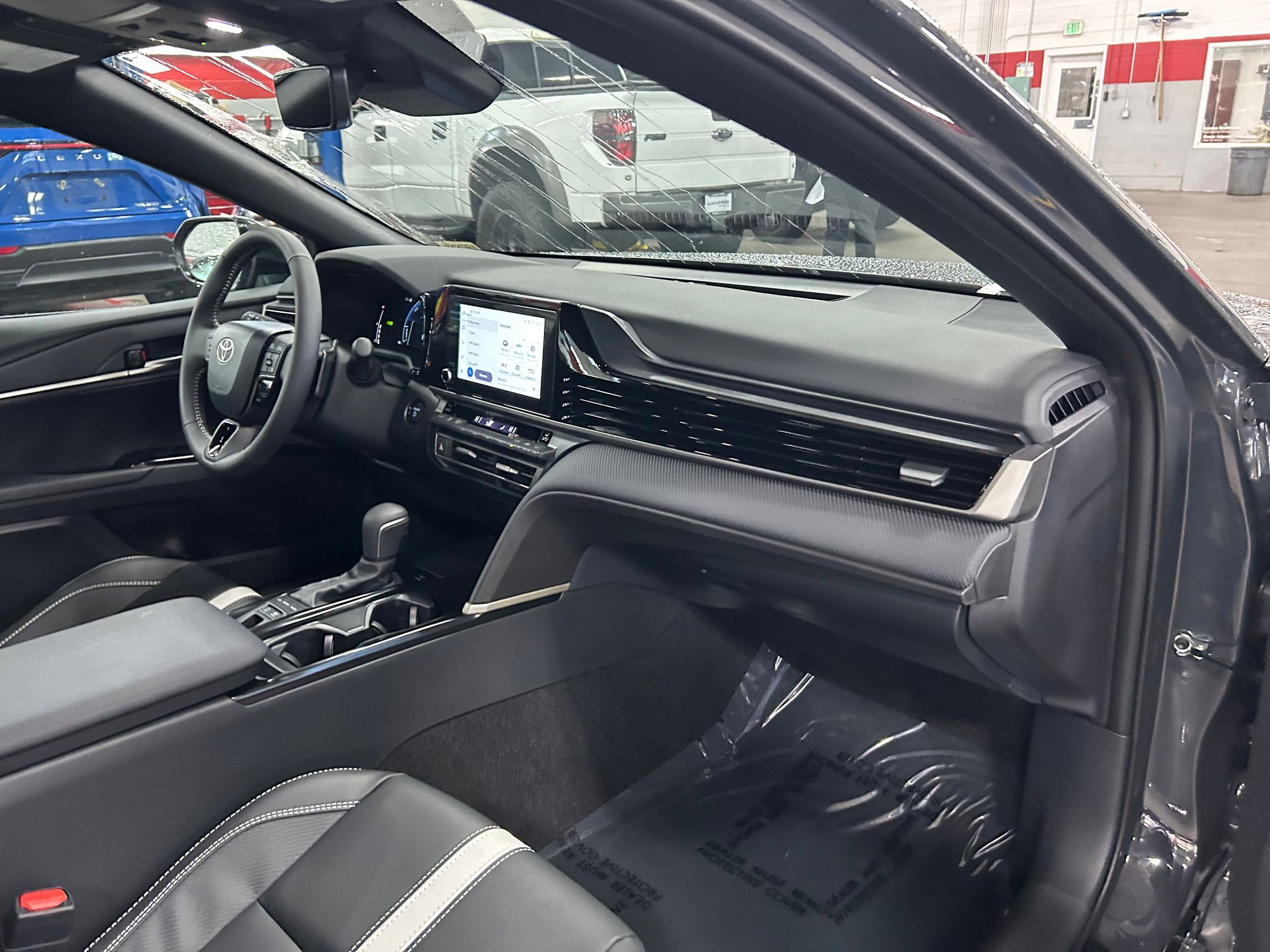 Certified 2026 Toyota Camry SE w/ Convenience Package image 27