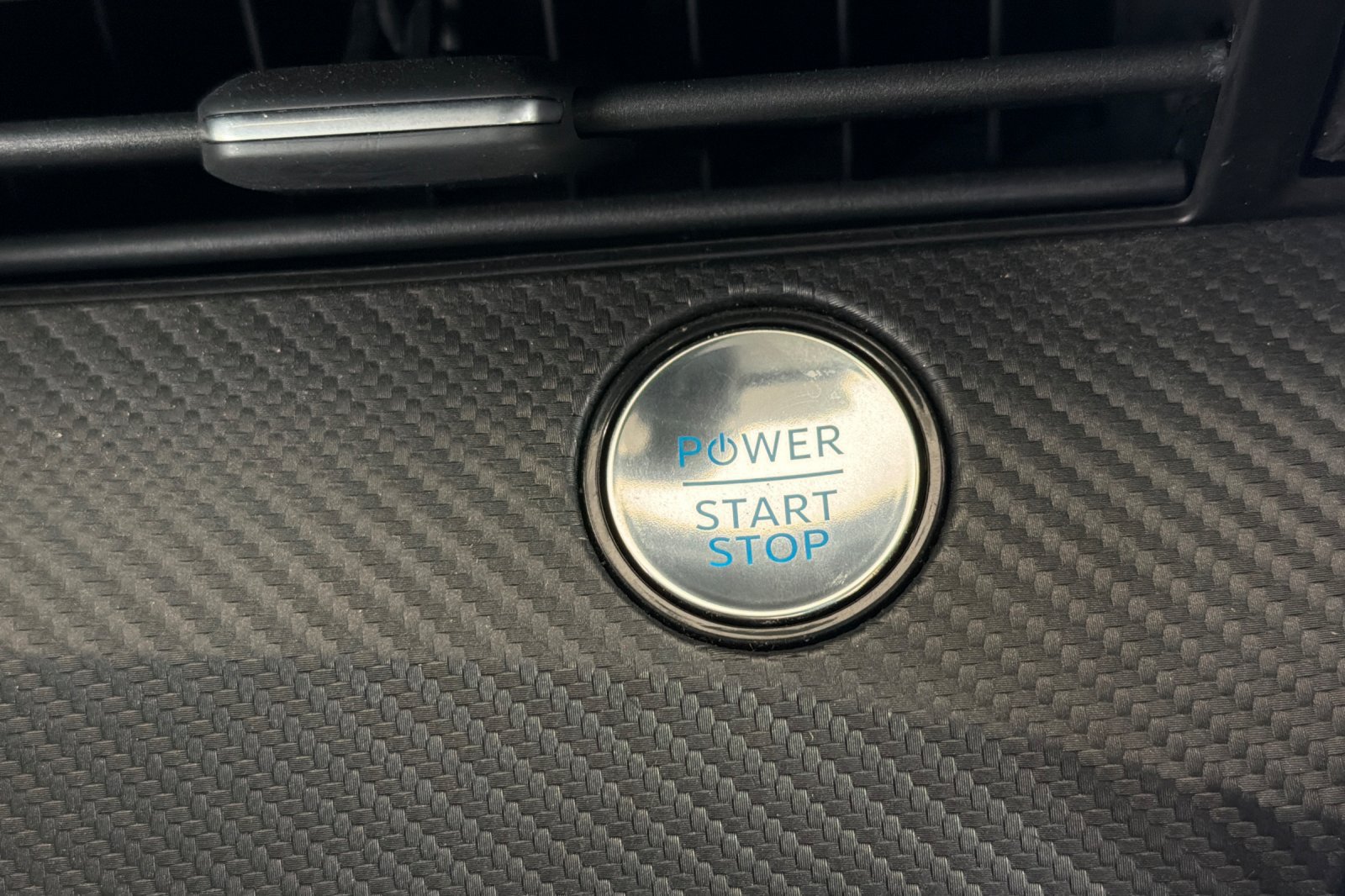 Used 2025 Ford Mustang Mach-E Select RWD image 25