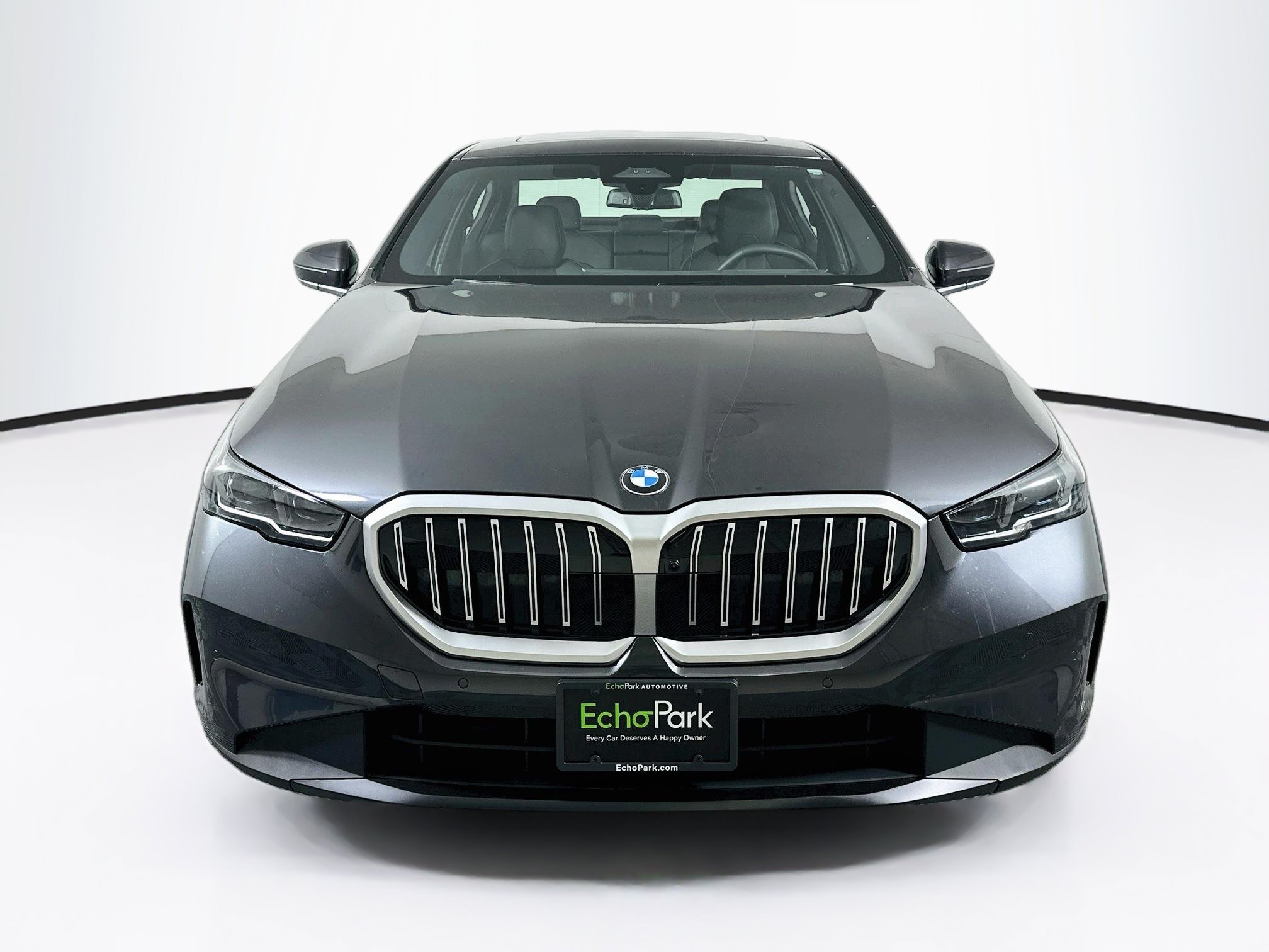 Used 2026 BMW 530i w/ Premium Package RWD image 2