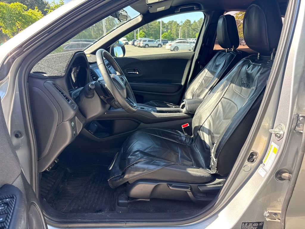 Used 2019 Honda HR-V Sport image 13