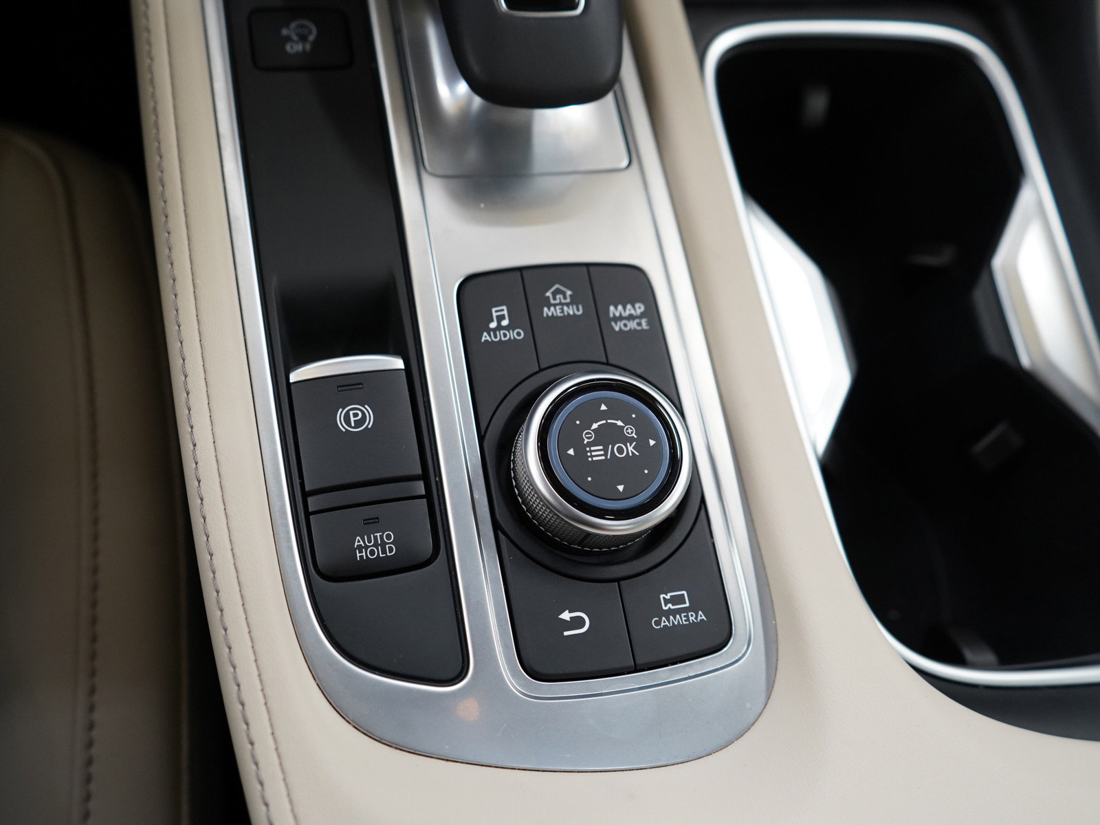 Used 2024 INFINITI QX60 Sensory image 26