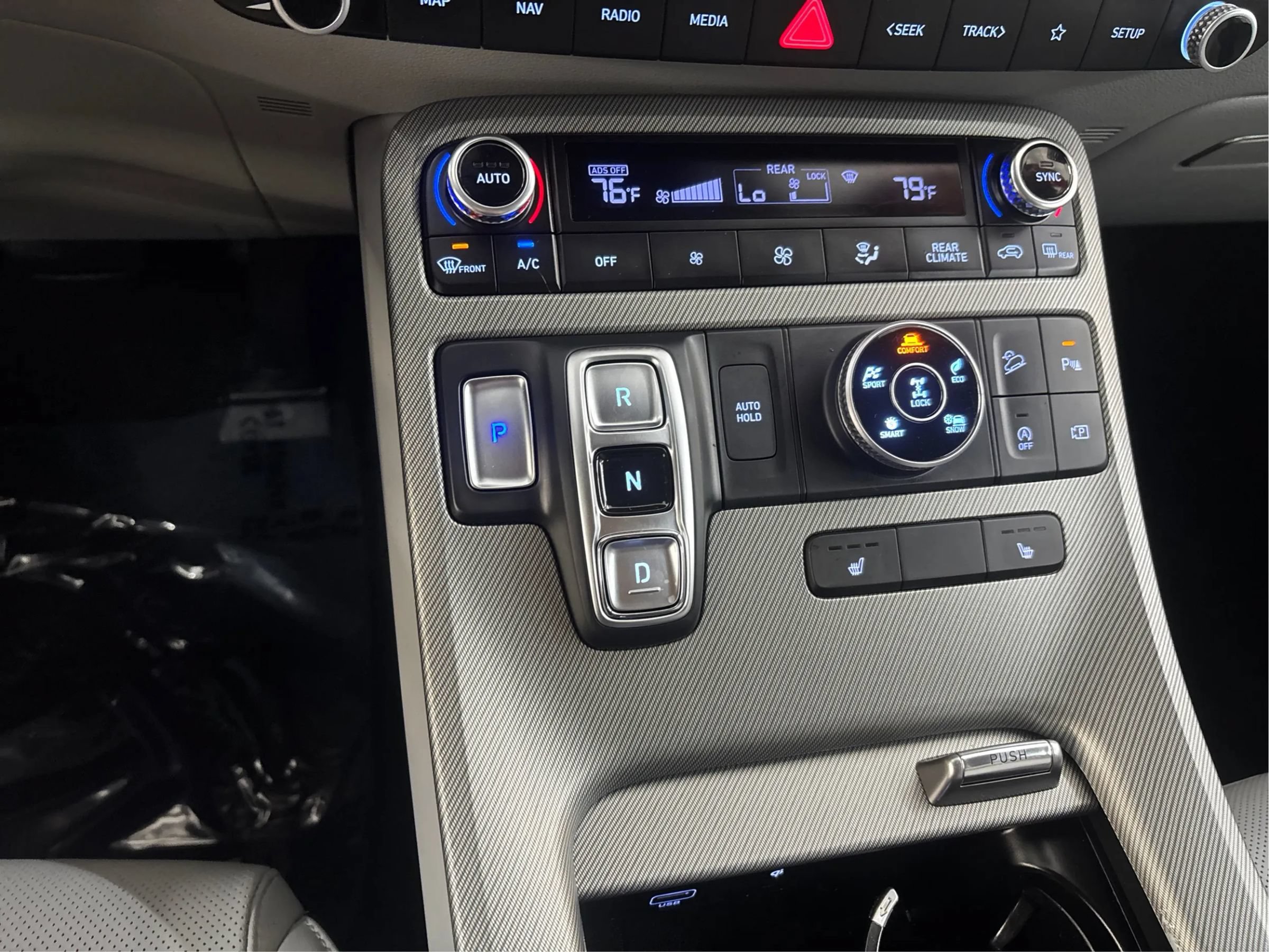 Used 2024 Hyundai Palisade SEL AWD/4WD image 46