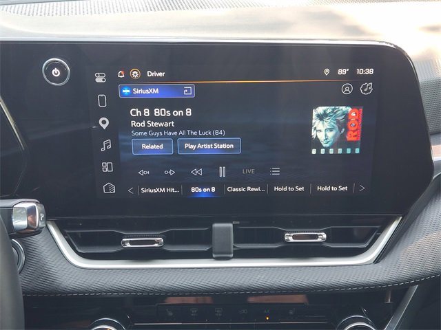 Used 2026 Chevrolet Equinox LT FWD image 5