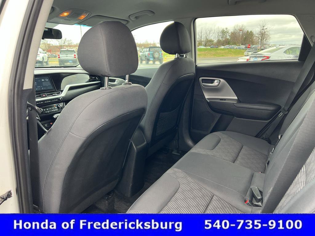 Used 2020 Kia Niro LX image 26