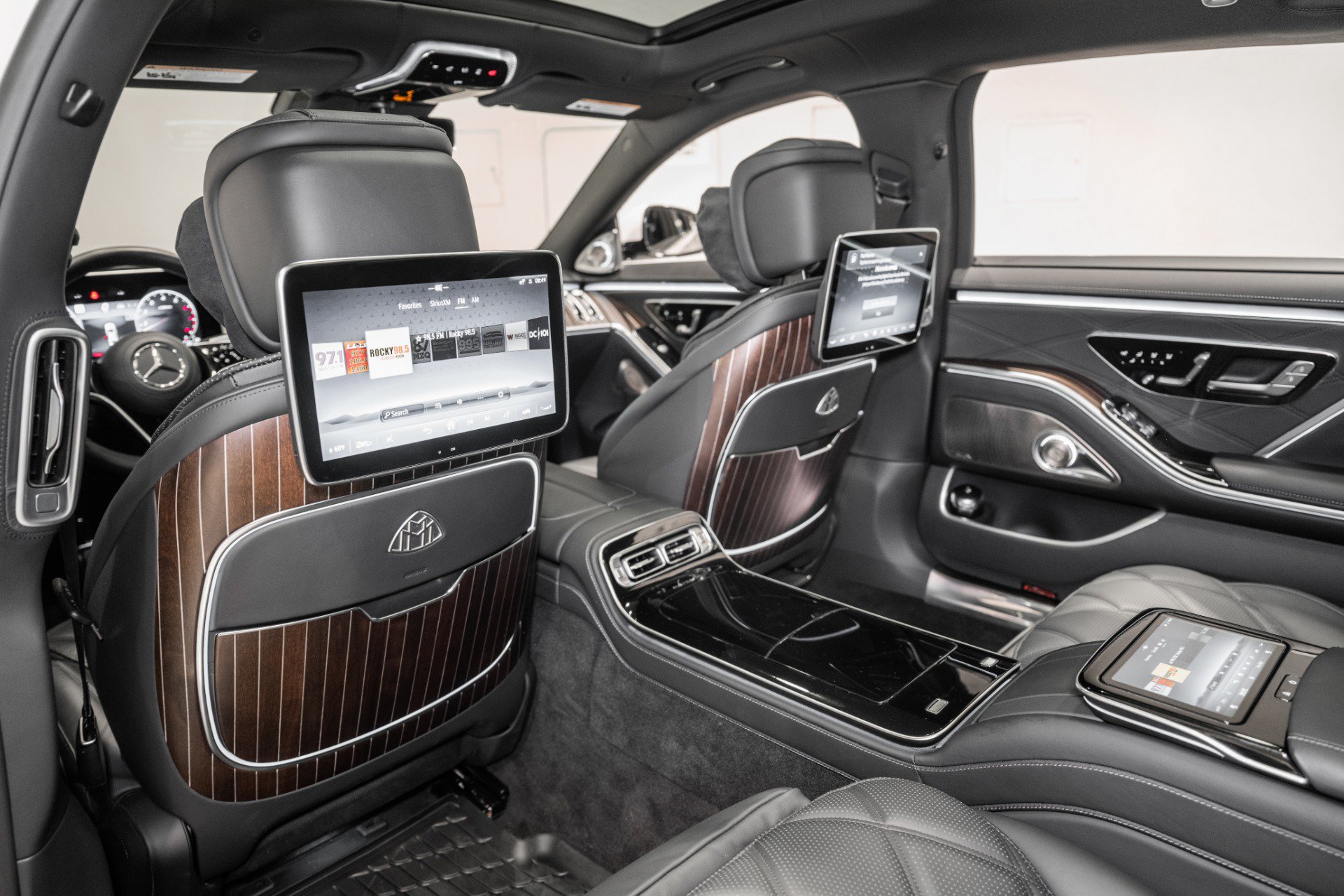 Used 2023 Mercedes-Benz Maybach S 680 4MATIC image 23