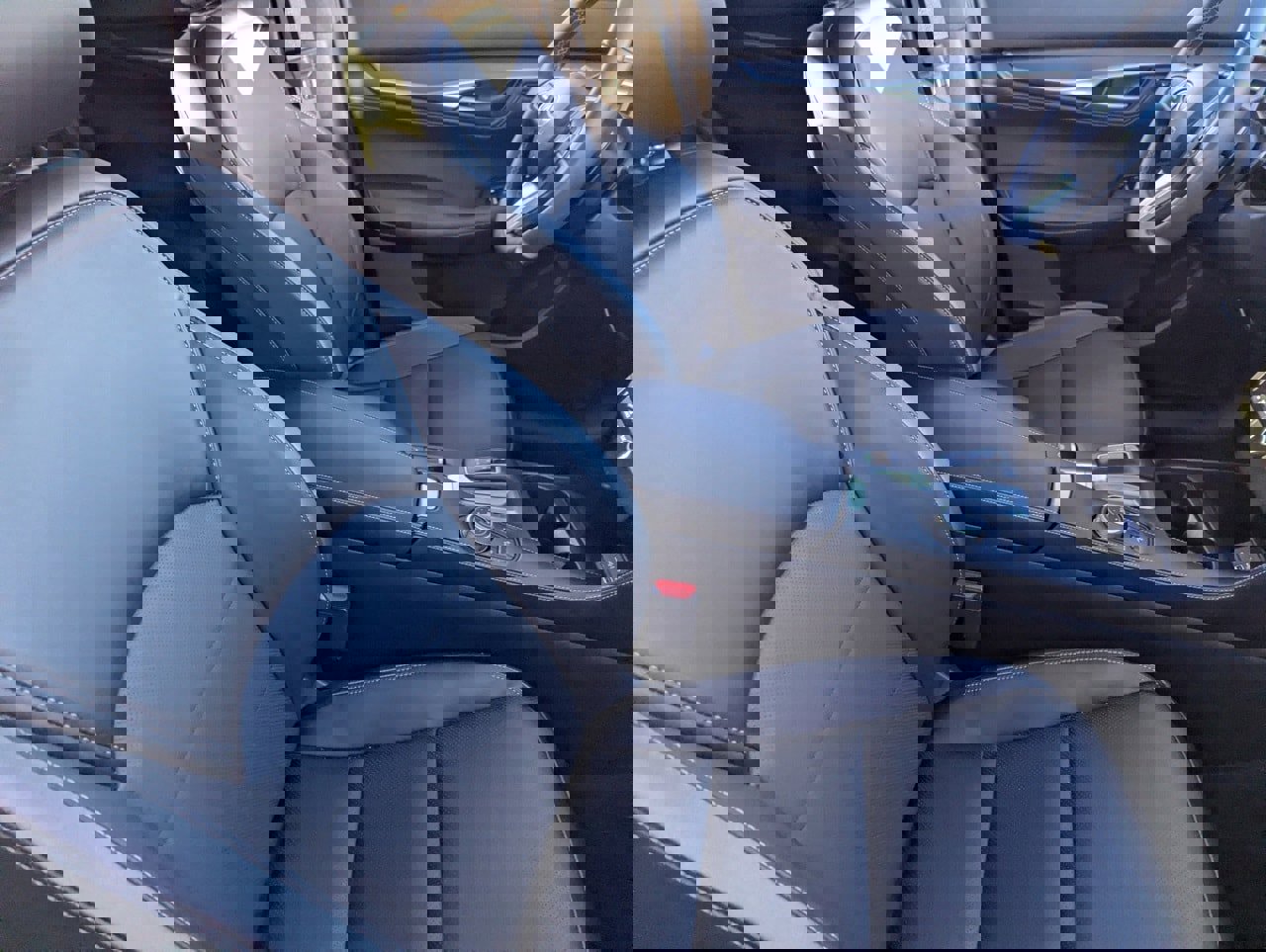 Certified 2025 INFINITI QX55 Luxe w/ Cargo Package image 10