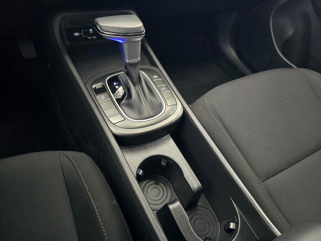 Used 2024 Hyundai Kona SEL image 33