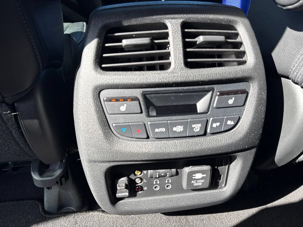 Used 2017 Honda Pilot Elite image 18