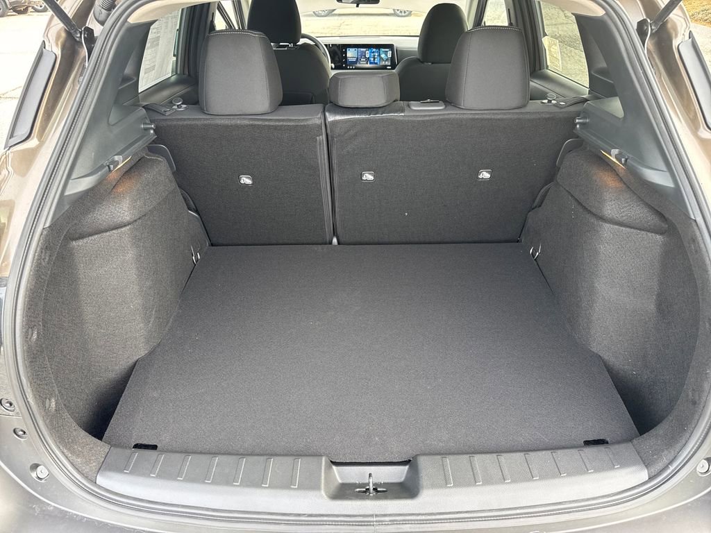 New 2026 Nissan Kicks SV w/ Cold Weather Package image 24