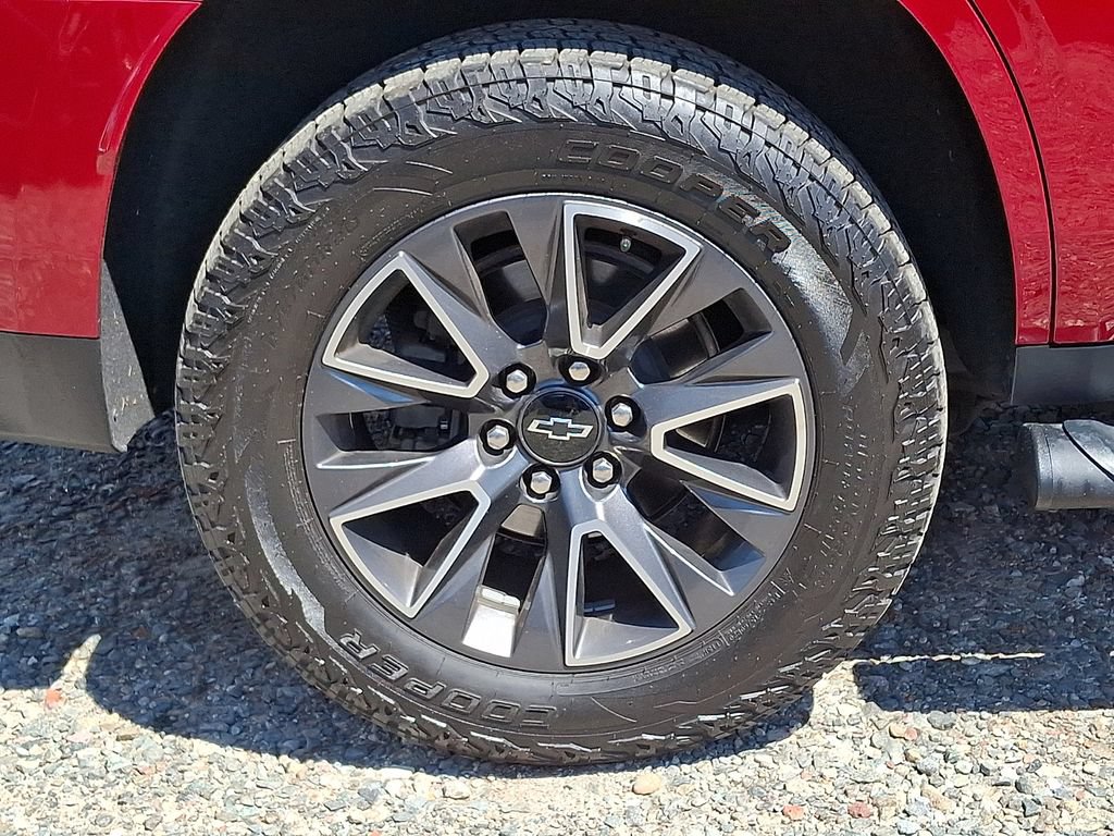 Certified 2022 Chevrolet Tahoe Z71 w/ Off-Road Capability Package AWD/4WD image 35