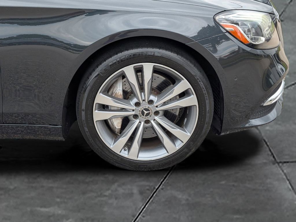 Used 2018 Mercedes-Benz S 560 S 560 image 11