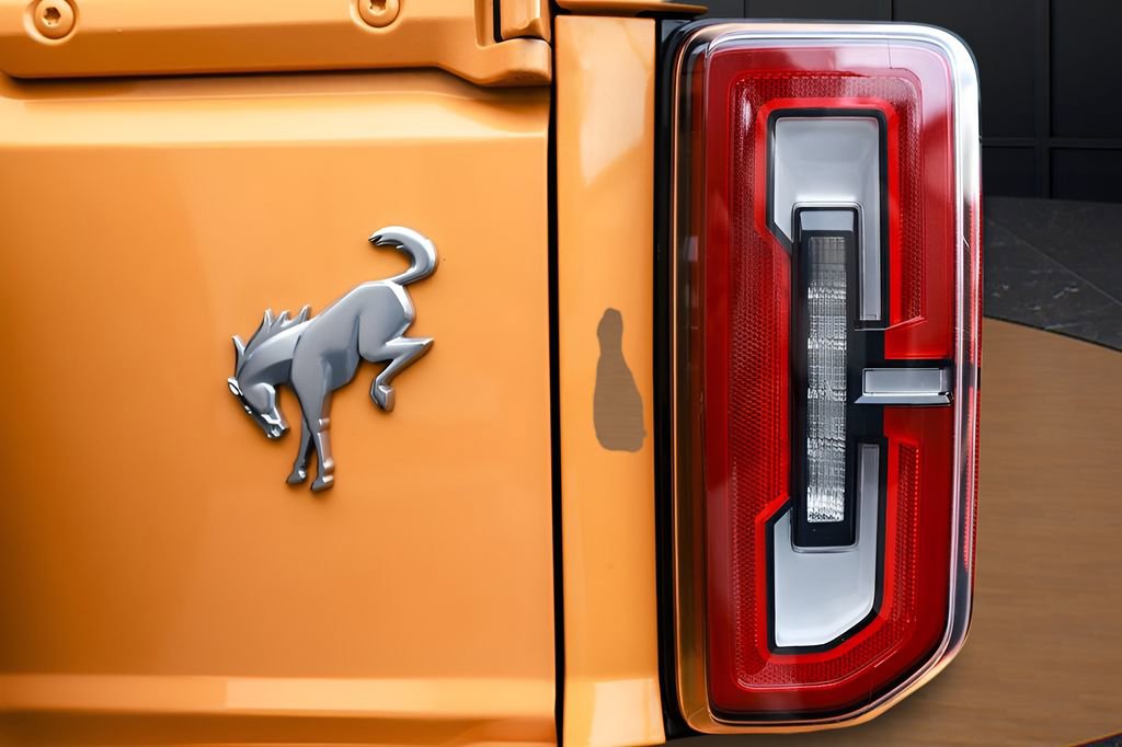 Used 2022 Ford Bronco Outer Banks image 29