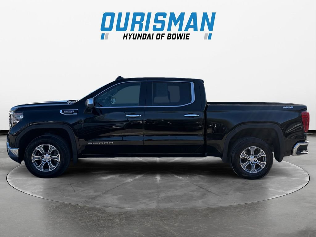 Used 2024 GMC Sierra 1500 SLT AWD/4WD image 3