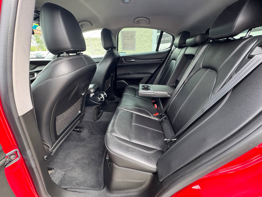 Used 2019 Alfa Romeo Stelvio RWD image 23