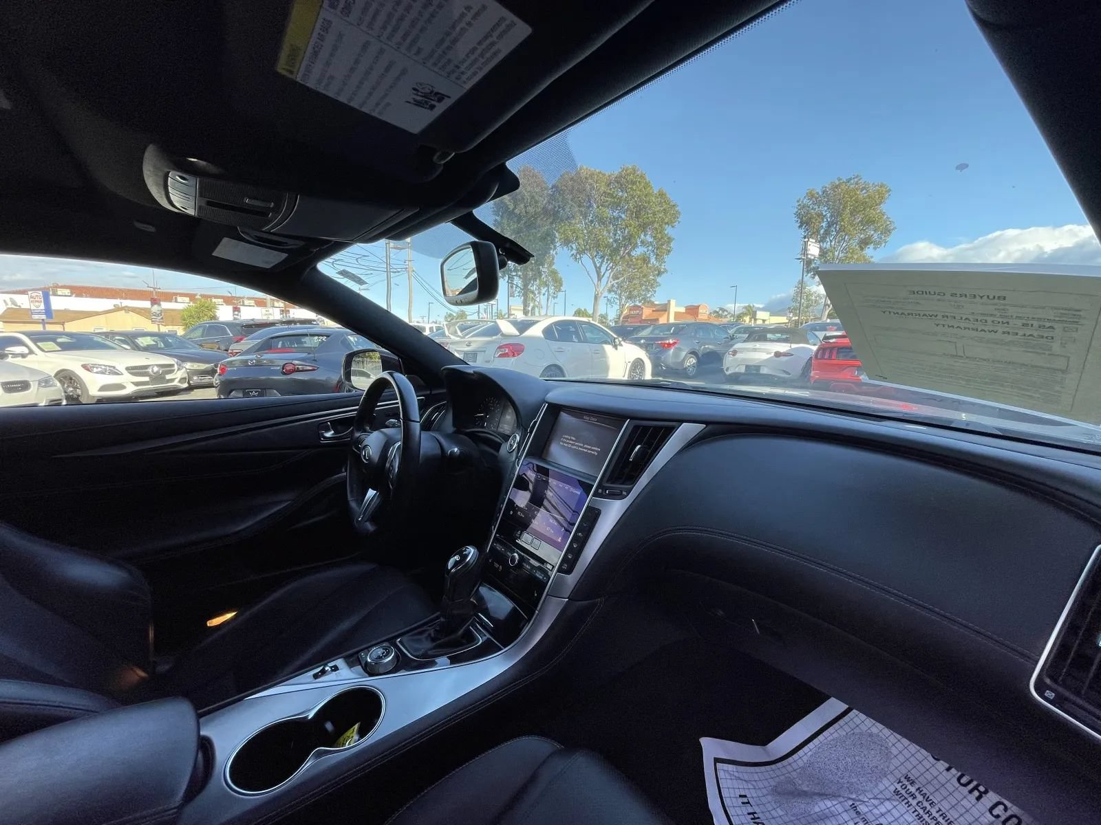 Used 2017 INFINITI Q60 2.0t AWD/4WD image 9