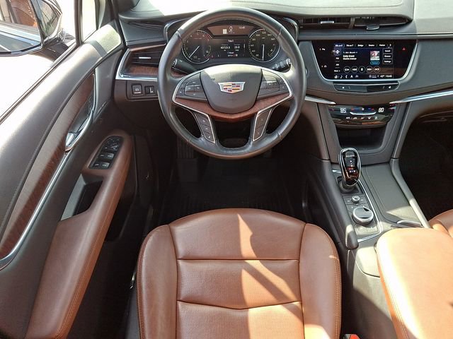 Used 2023 Cadillac XT5 Premium Luxury w/ LPO, Floor Liner Package image 11