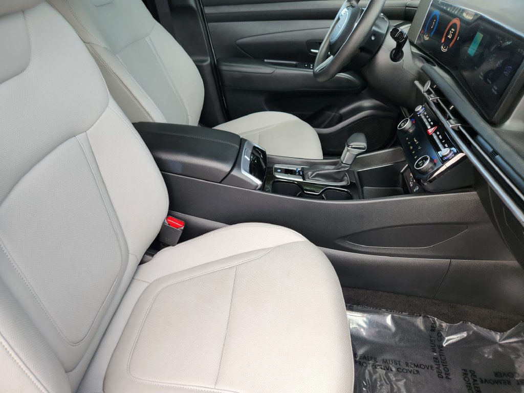 Used 2025 Hyundai Santa Cruz SEL AWD/4WD image 5