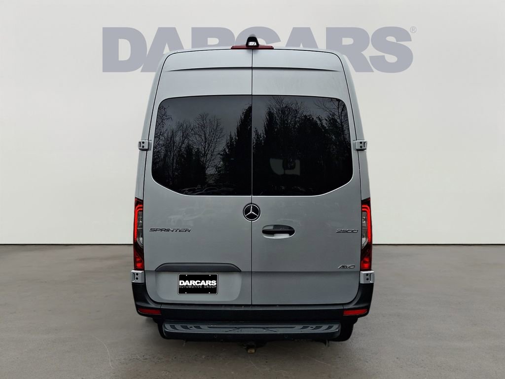 Used 2024 Mercedes-Benz Sprinter 2500 image 5
