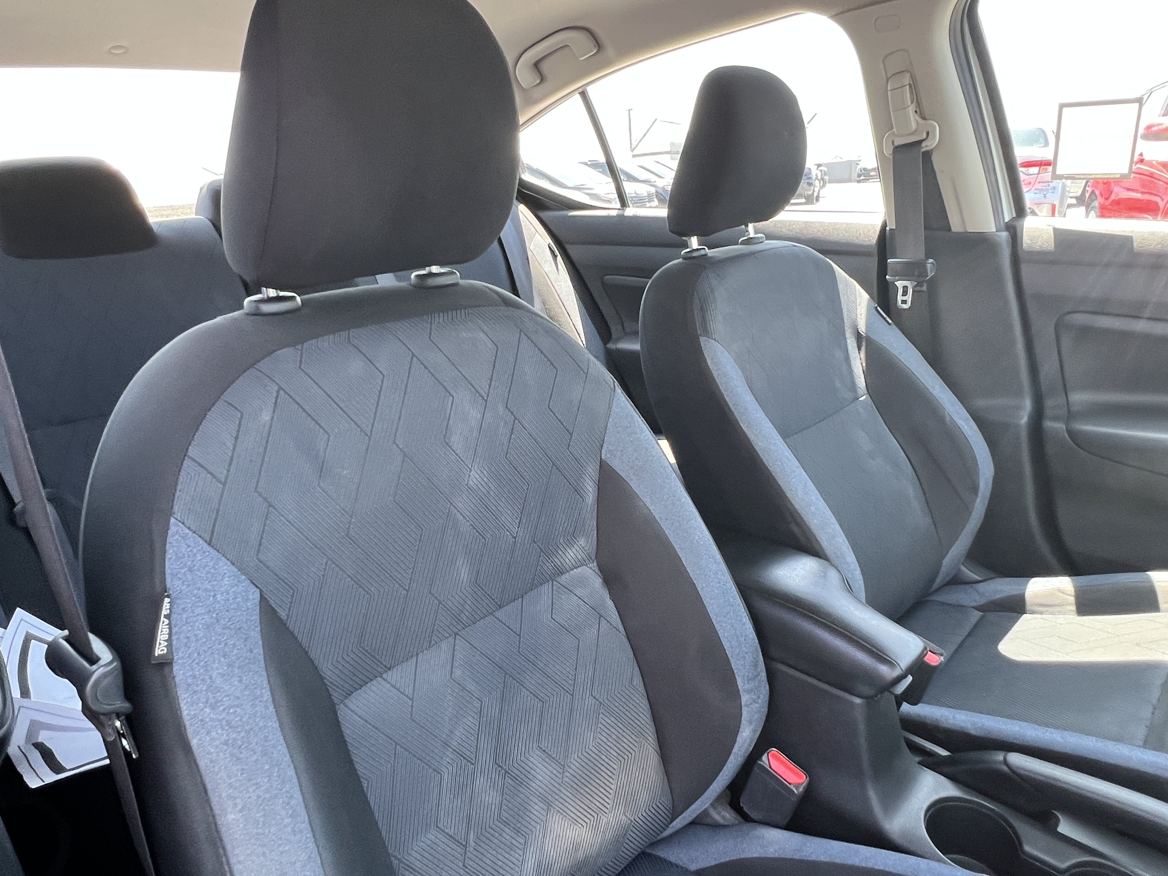 Used 2023 Nissan Versa SV FWD image 16