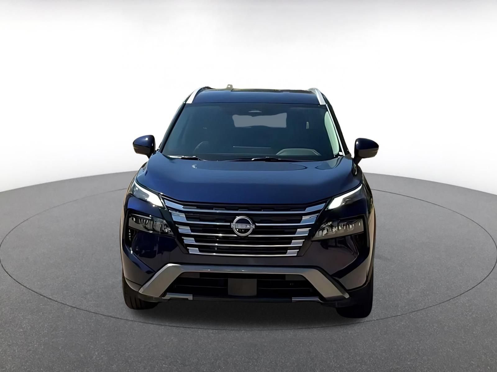 Used 2026 Nissan Rogue SL FWD image 4