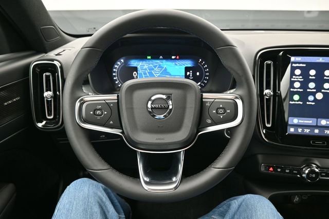 New 2026 Volvo XC40 B5 Ultra w/ Protection Package Premier AWD/4WD image 23
